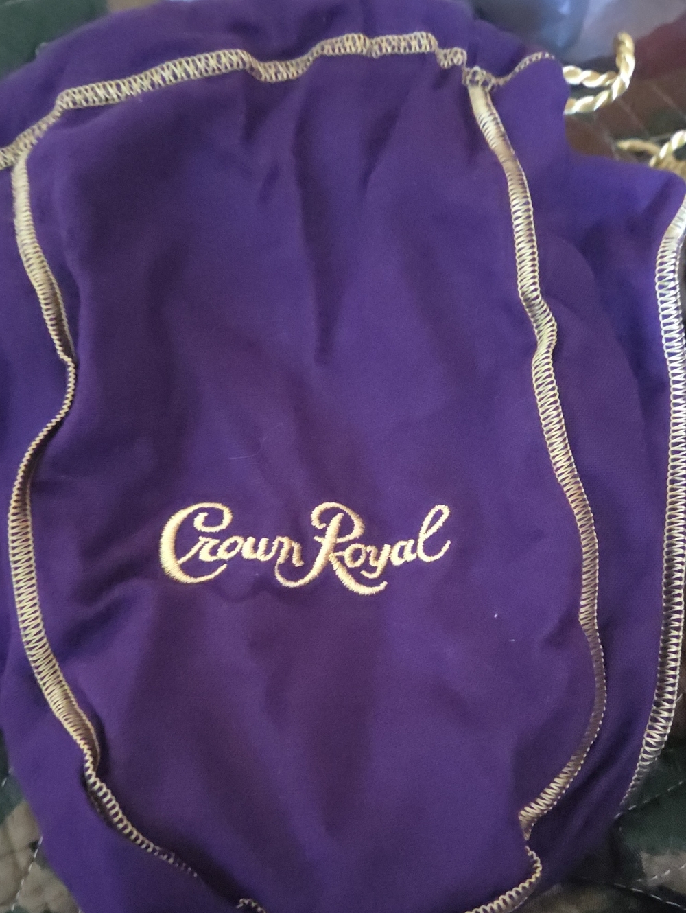 Crown Royal Purple Velvet Drawstring Travel Bag with Gold Trim